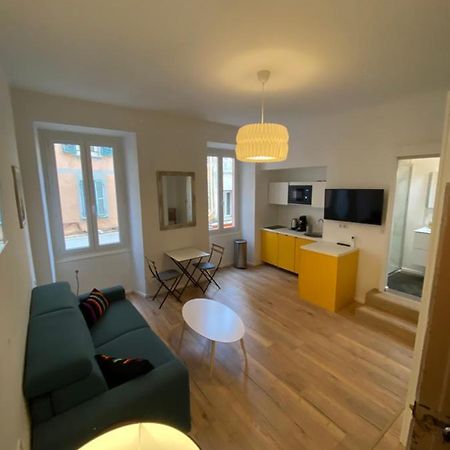 Studio Rue Pietonne Ajaccio อฌักซิโอ้ ภายนอก รูปภาพ