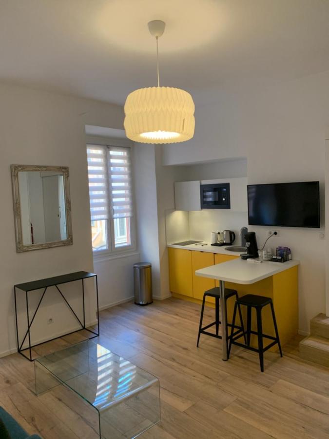 Studio Rue Pietonne Ajaccio อฌักซิโอ้ ภายนอก รูปภาพ