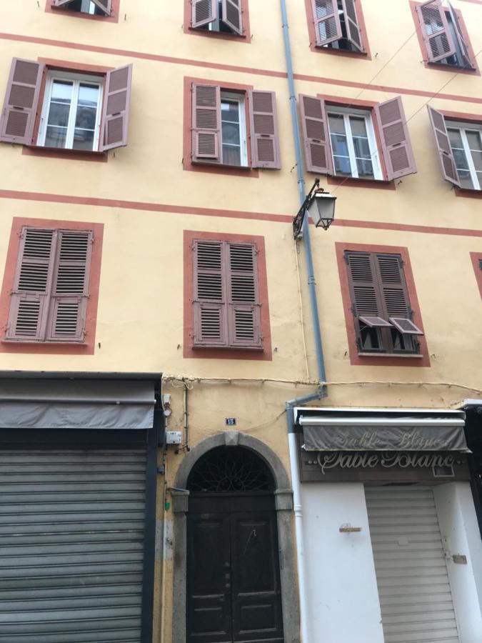 Studio Rue Pietonne Ajaccio อฌักซิโอ้ ภายนอก รูปภาพ